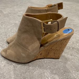 Nine West Suede Wedges NWT
